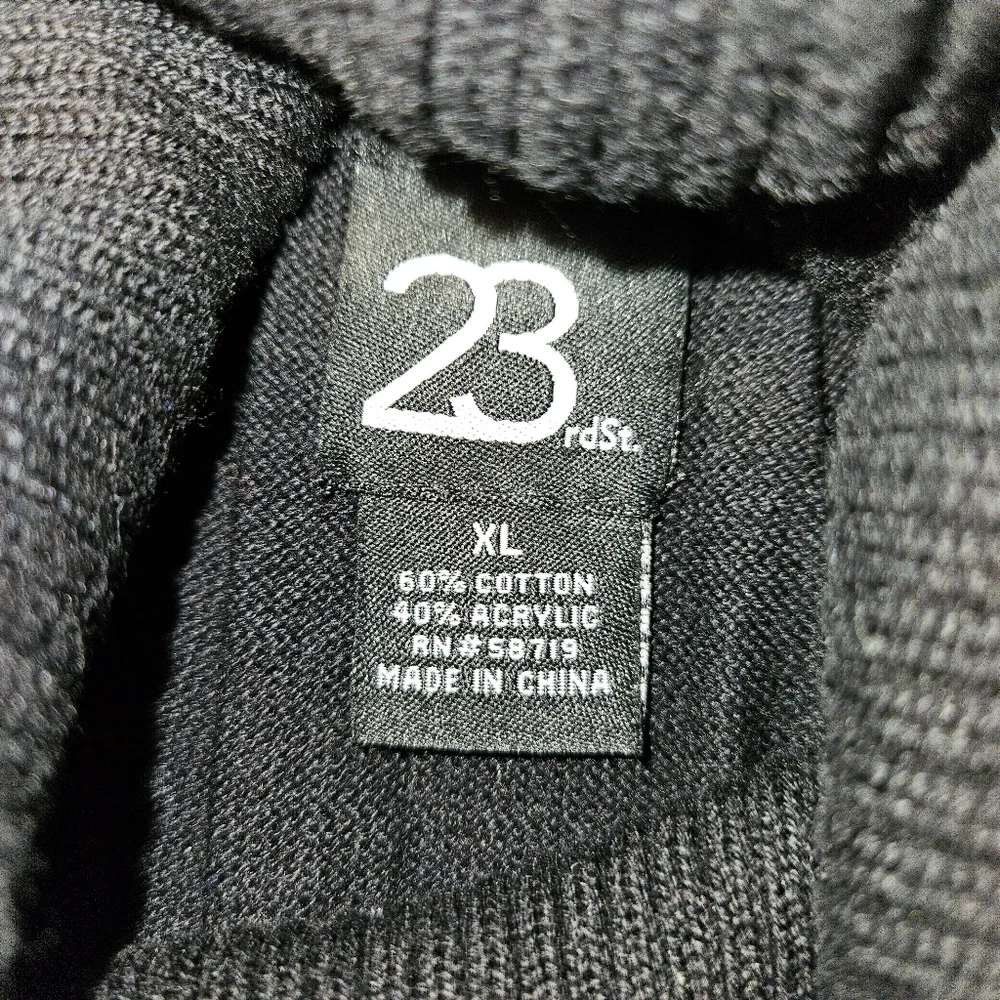 23rdSt Black Turtleneck Short Sleeve w/Keyhole Neckline Vintage E.U.C. - Picture 3 of 8